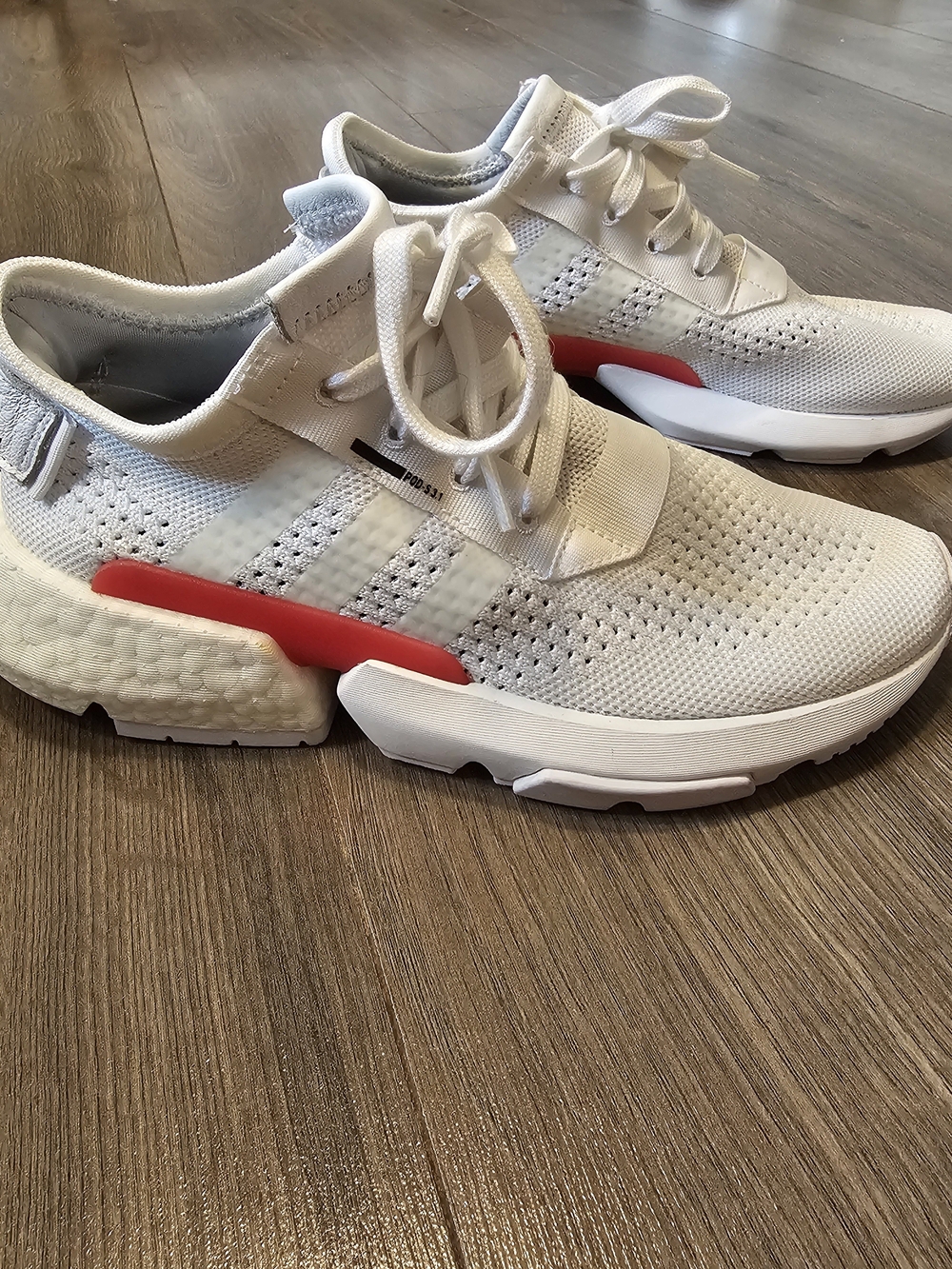 Men's White Knit Sneakers with Red Accent by Adidas Pods 3.1 Size 6